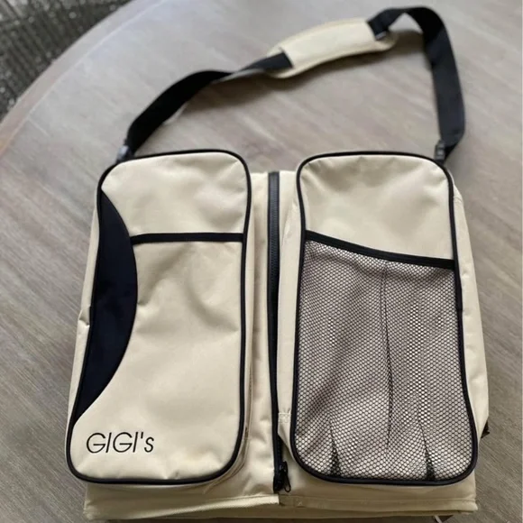 GiGis Baby 3 in 1 Diaper Bag, Travel Bassinet & Portable Diaper Changing Station - Picture 6 of 9